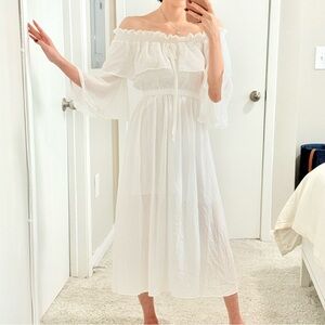 #055 | S/M | On/Off-Shoulder Ruffle Smocked Bow Chiffon Midi Dress | White